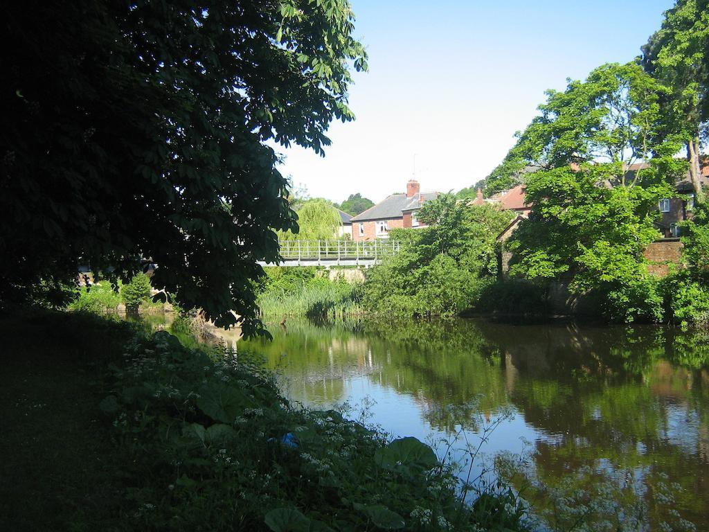 Stepping Stones Bed & Breakfast Morpeth Exterior photo